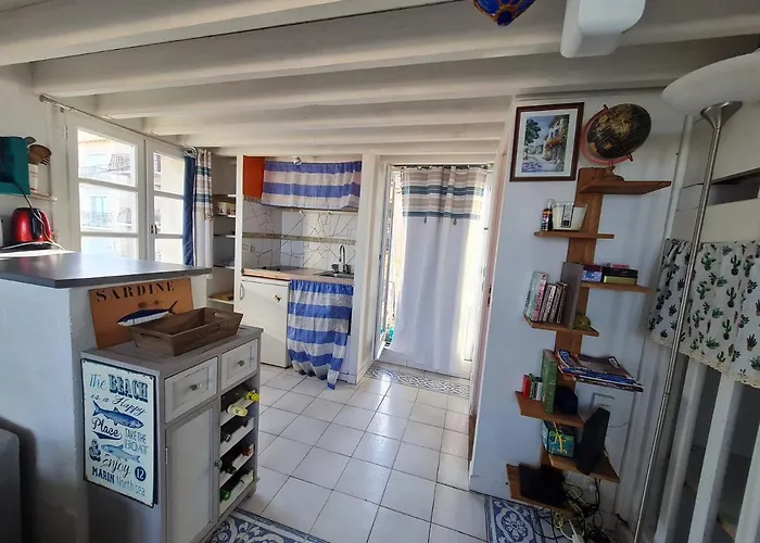 La Tour De Gais Apartment